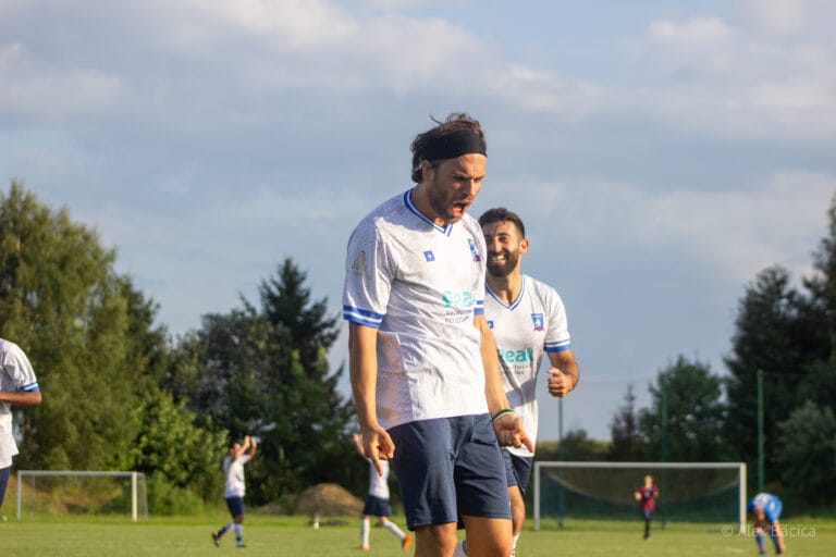 Alessandro Sassini celebrating a goal