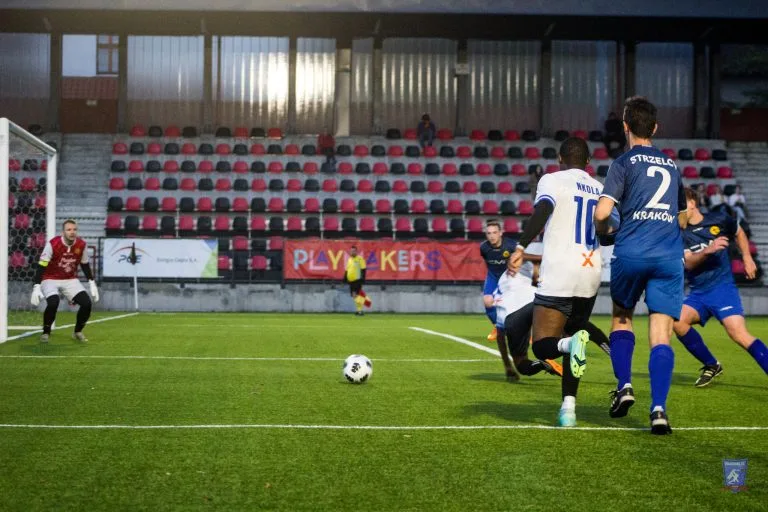 A foul inside the area in Krakow Dragoons FC vs Strzelcy