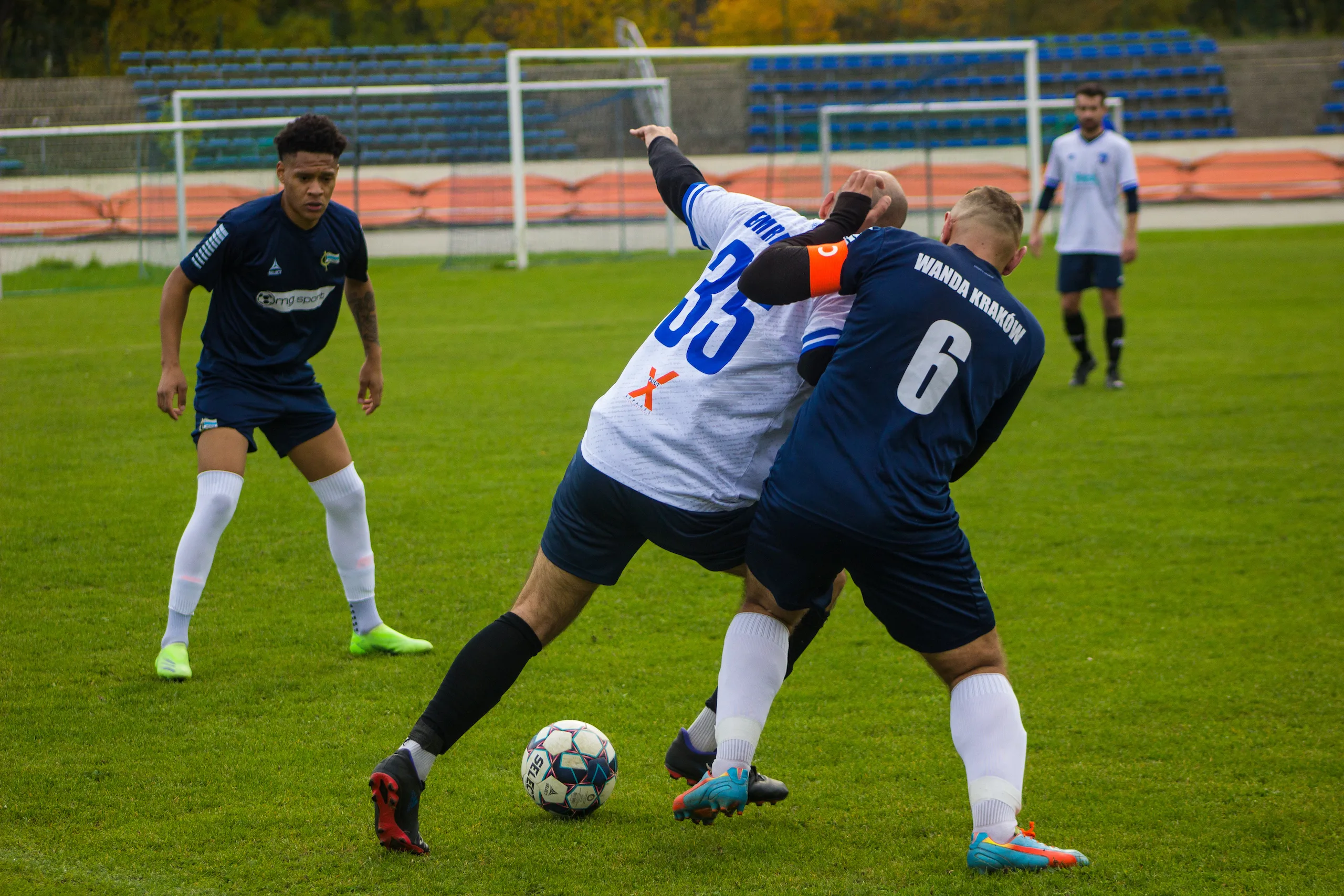 Emre Ozan Çolakoğlu of Krakow Dragoons FC disputing a ball vs Wanda