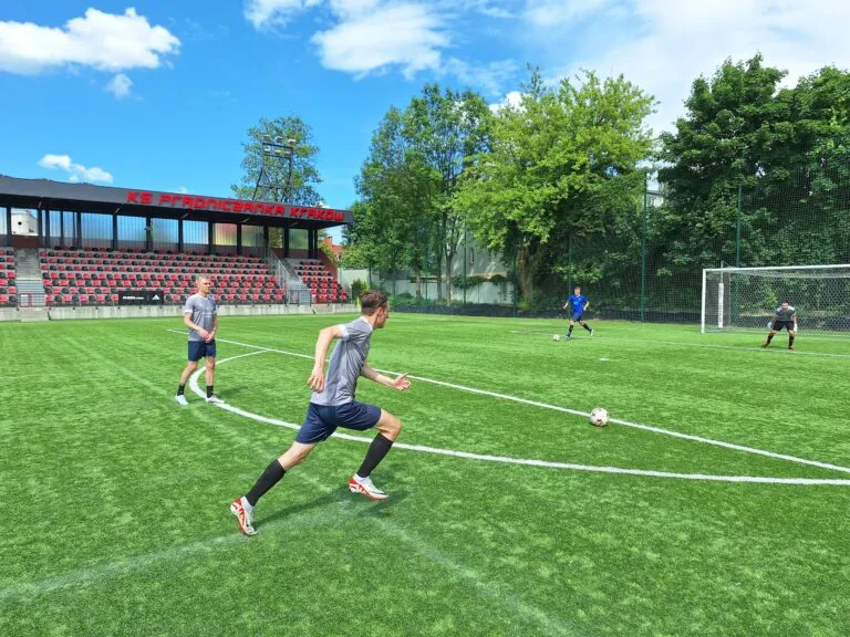 Krakow Dragoons FC players training shootouts during warm-up