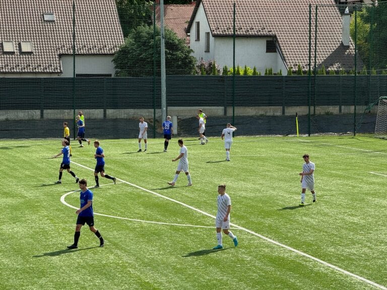 Prądniczanka II vs Krakow Dragoons FC as seen from the stands