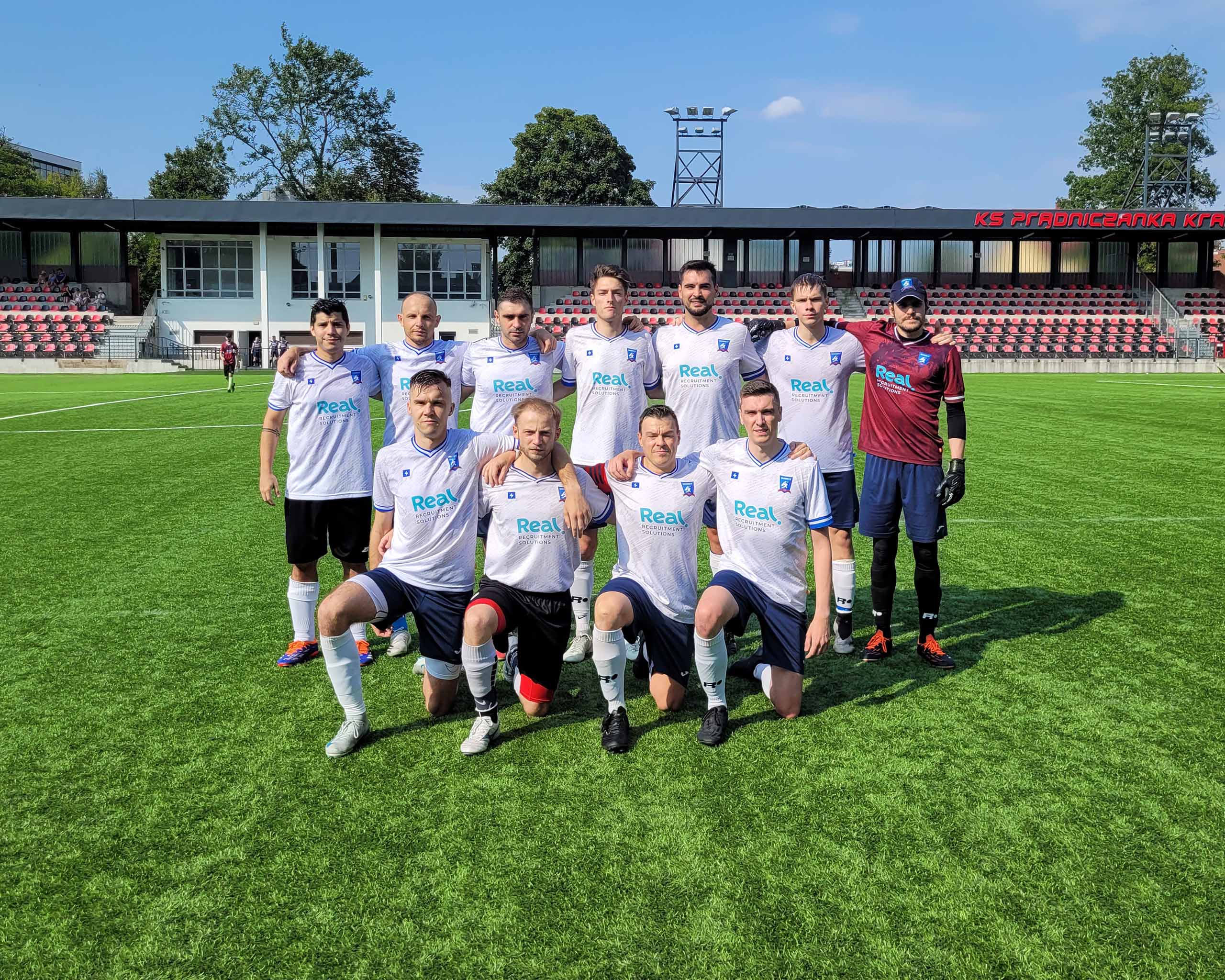 Krakow Dragoons FC players posing for a pre-match photo