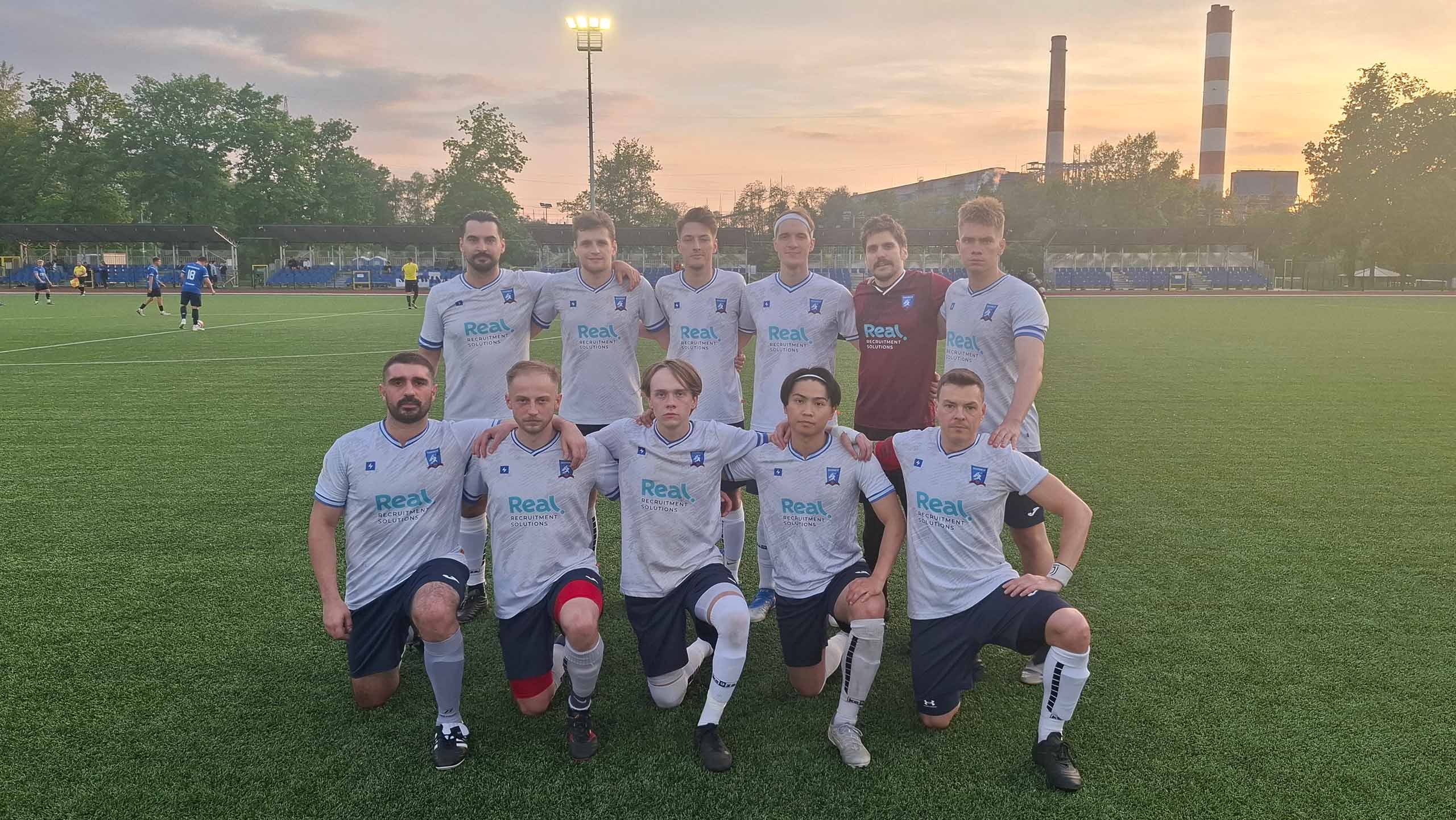 Krakow Dragoons FC players posing for a pre-match photo
